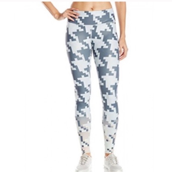 ALO Yoga Airbrush Slate Pixel Long Leggings - Picture 1 of 6